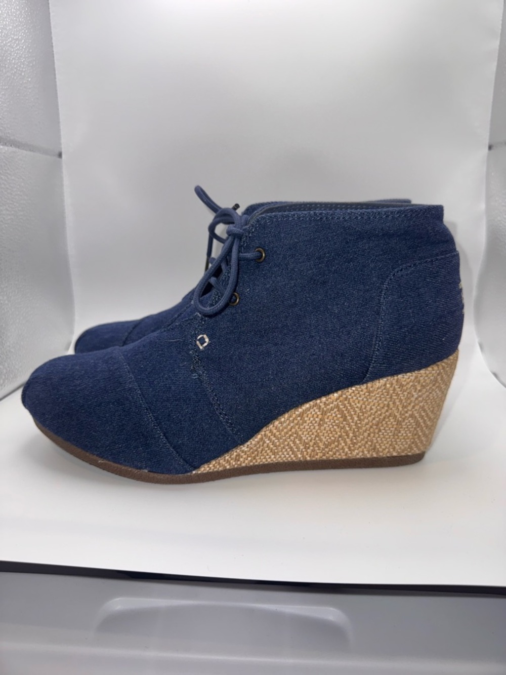 BOBS from Skechers Denim Lace-Up Wedge Booties. Size 10. NWT
